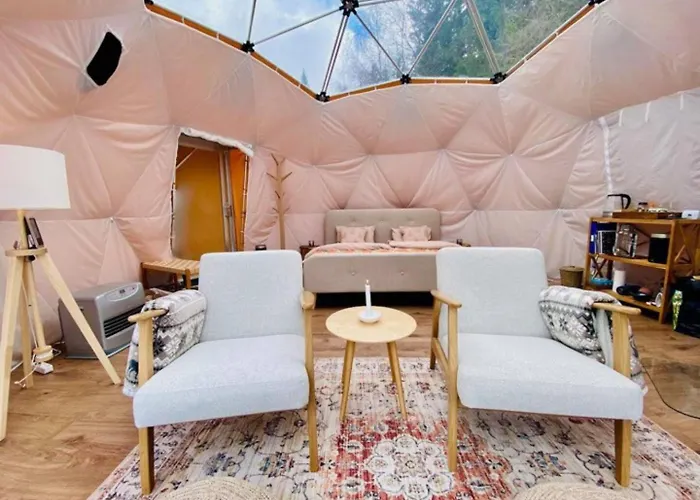 אוהל מפואר Dome Glamping With Shared Bathroom