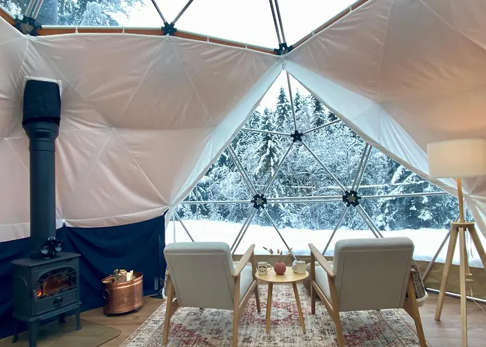 Dome Glamping With Shared Bathroom לילהאמר