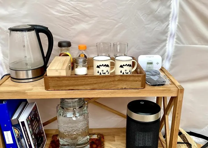 Dome Glamping With Shared Bathroom Lyxtält